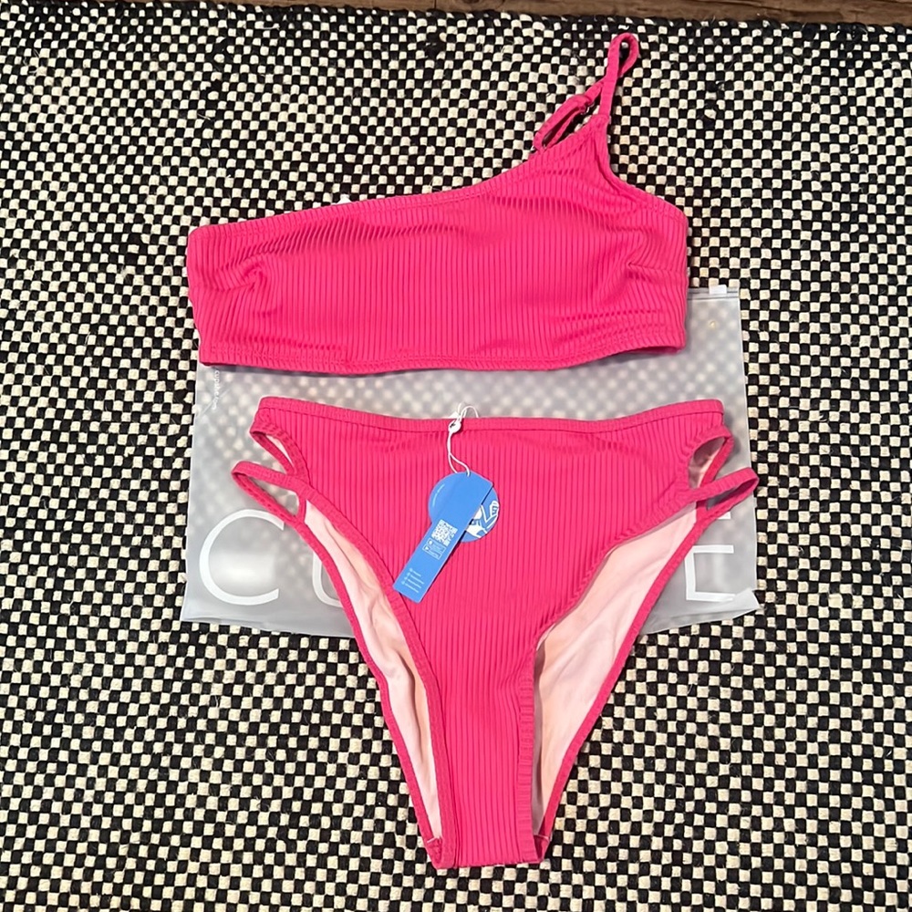 Cupshe! Brand new hot pink high wait one shouldered swim suit